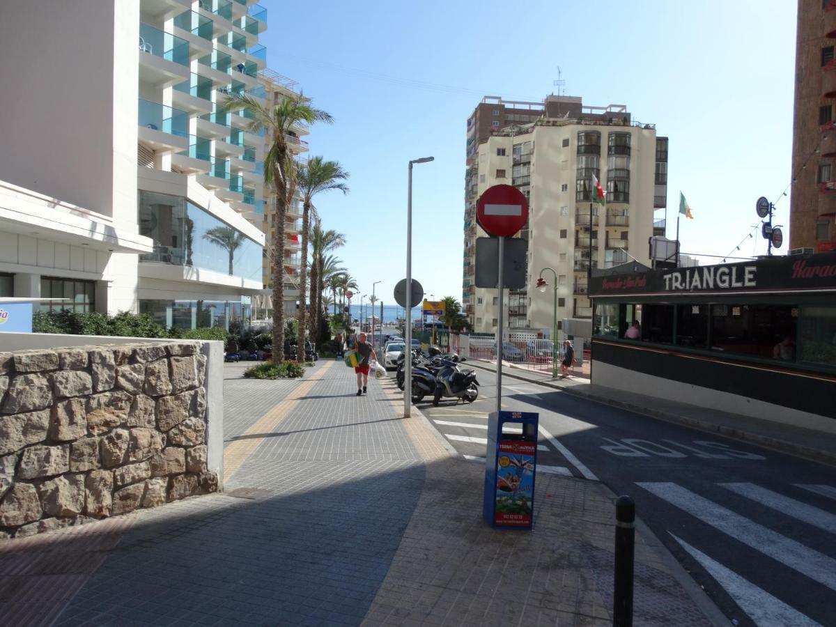 Apartment 2 Bedrooms, 250M Levante Beach Benidorm Exteriör bild