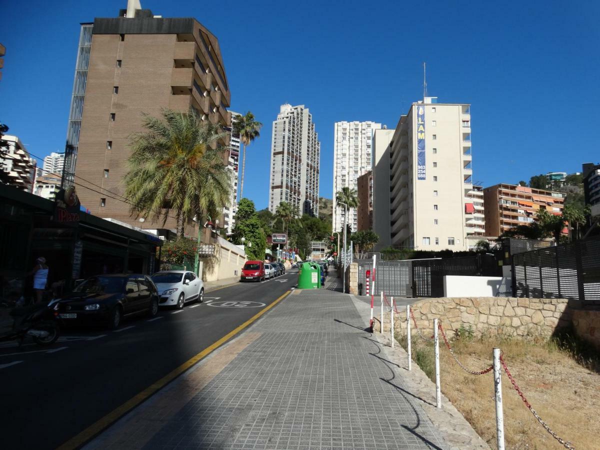 Apartment 2 Bedrooms, 250M Levante Beach Benidorm Exteriör bild