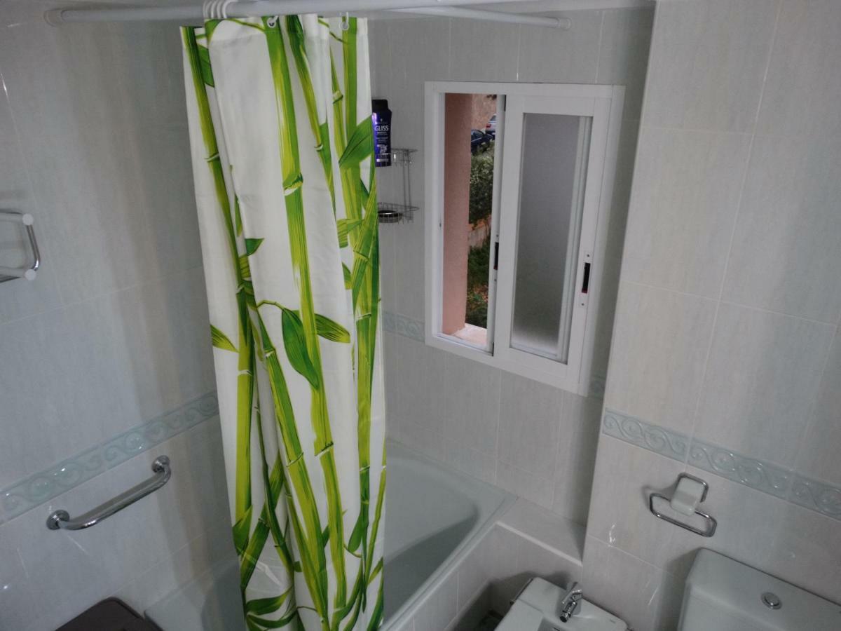 Apartment 2 Bedrooms, 250M Levante Beach Benidorm Exteriör bild