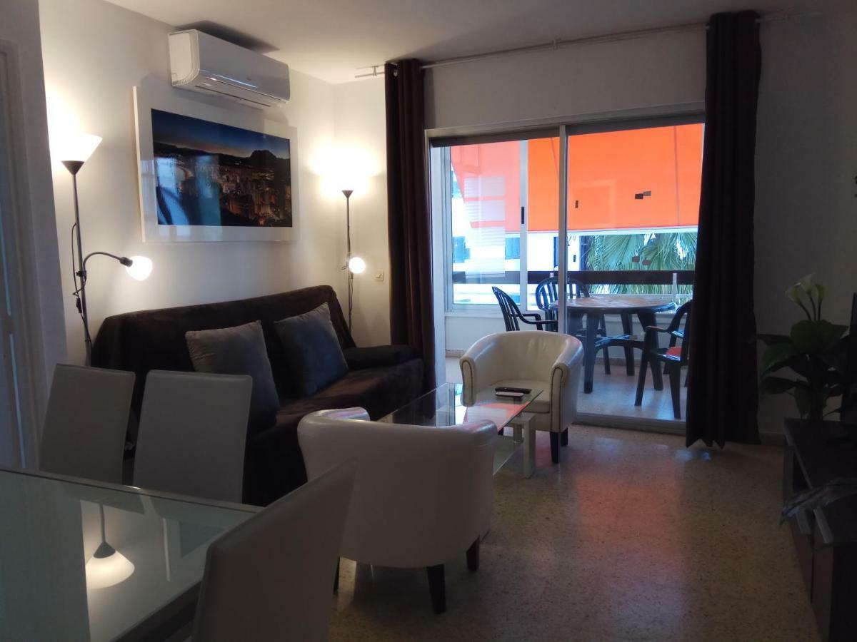 Apartment 2 Bedrooms, 250M Levante Beach Benidorm Exteriör bild